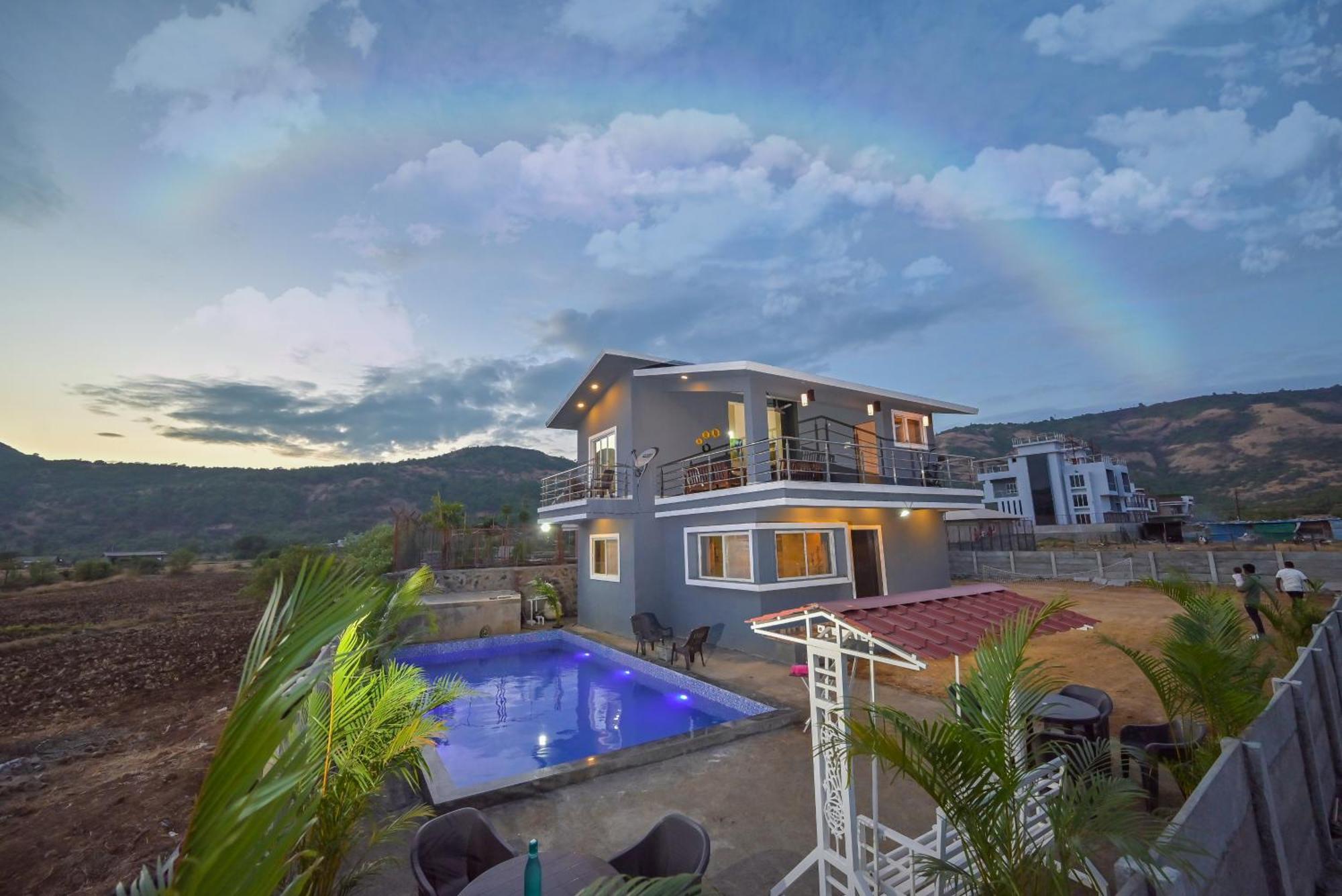 Empyrean Stay II Mirage Villa II Ac II 4Bhk II Largest Pool In Lonavala Li Bagian luar foto
